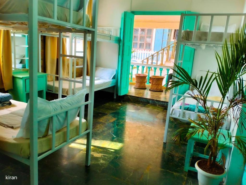 Hotel Turquoiise House Morjim Exteriér fotografie