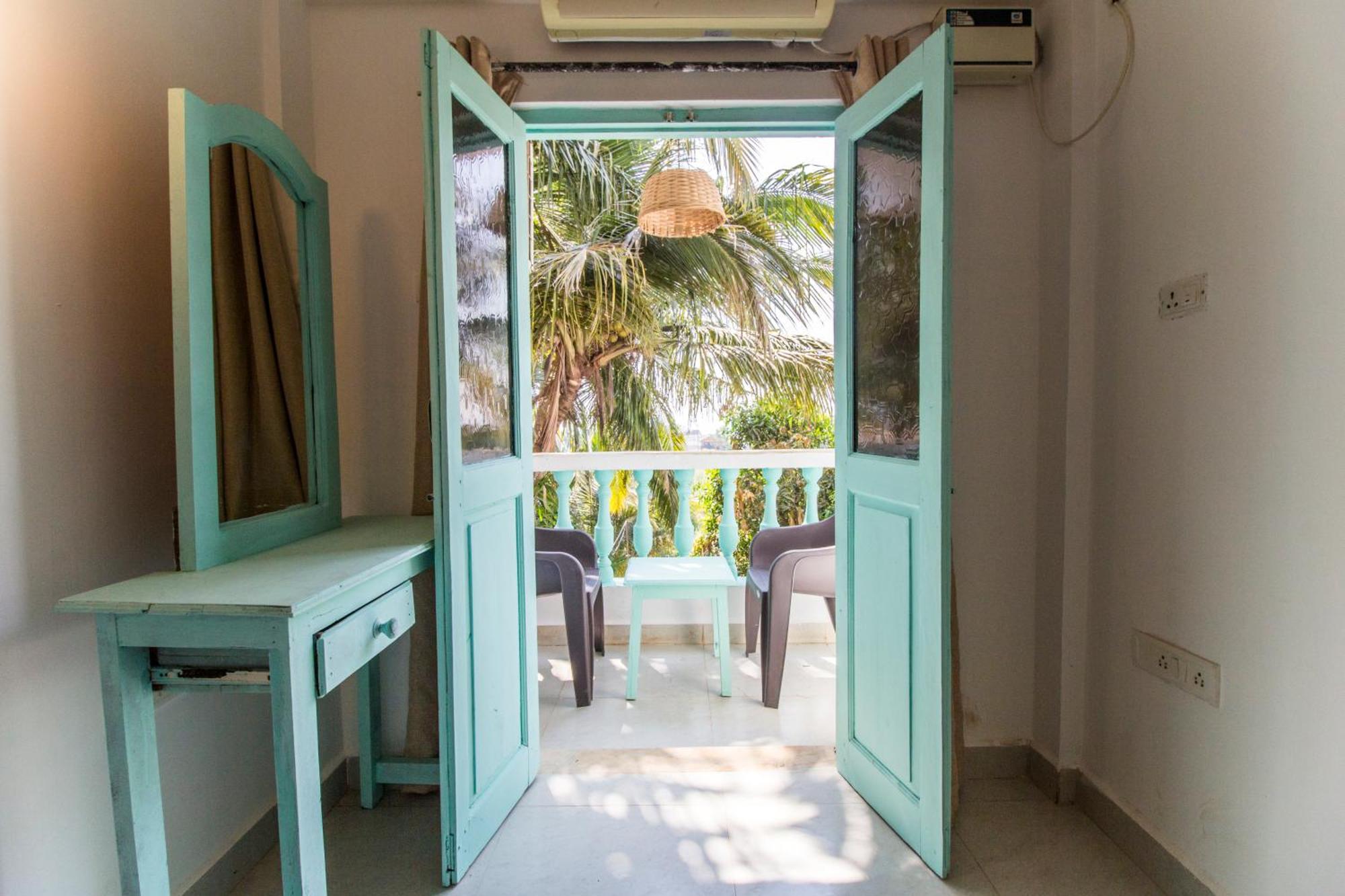 Hotel Turquoiise House Morjim Exteriér fotografie